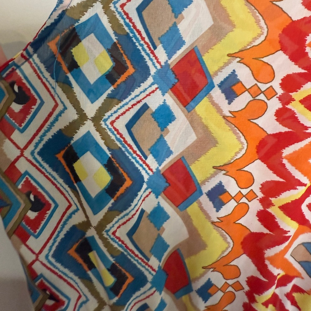 Colorful IKY Me Patterned Top - Picture 6 of 7